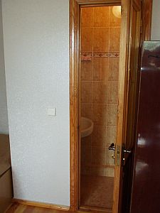 2nd floor - Bathroom